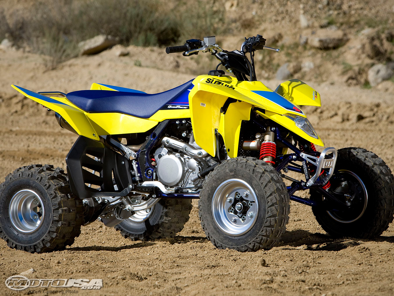 2009-suzuki.jpg