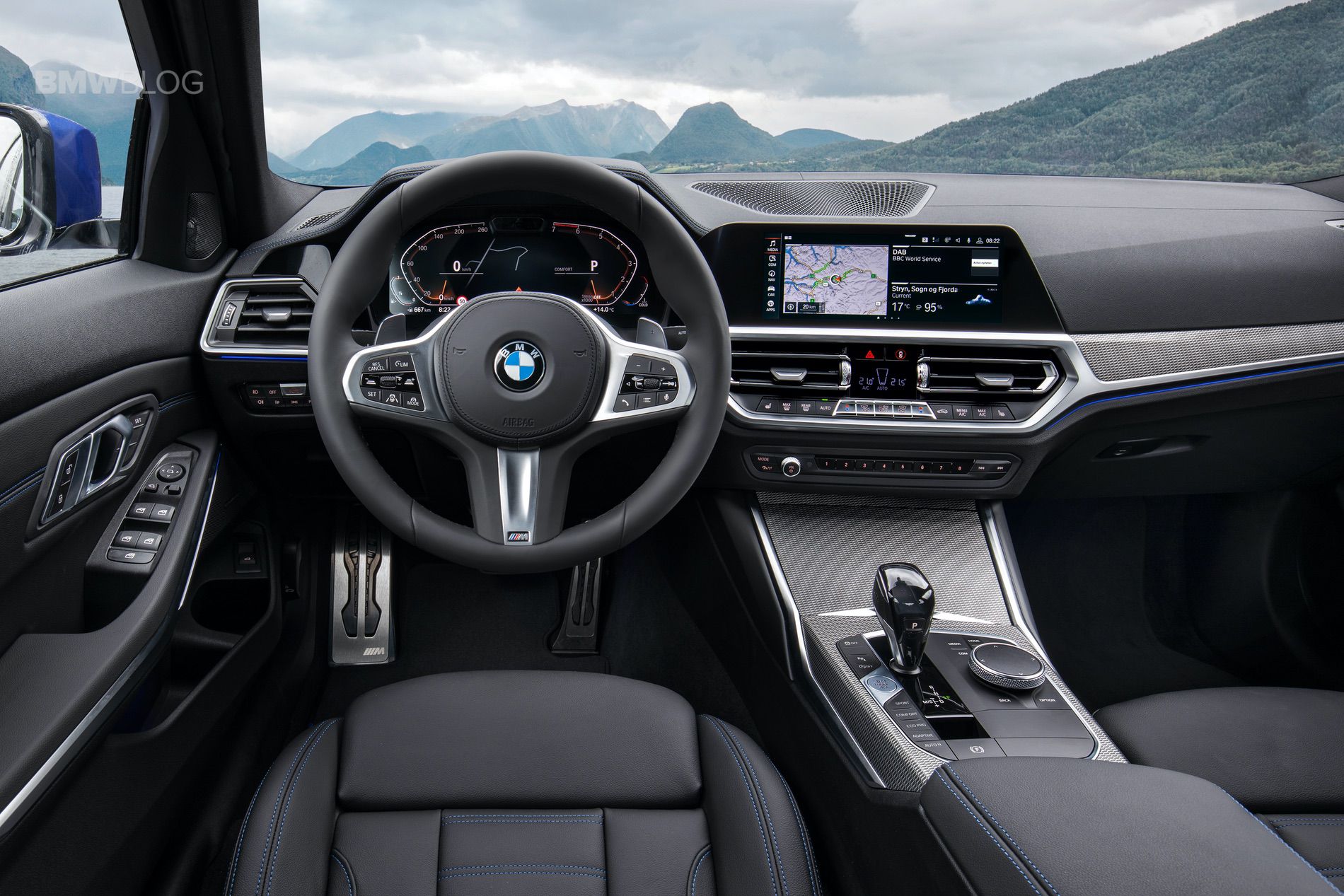 2019-BMW-3-Series-G20-interior-01.jpg