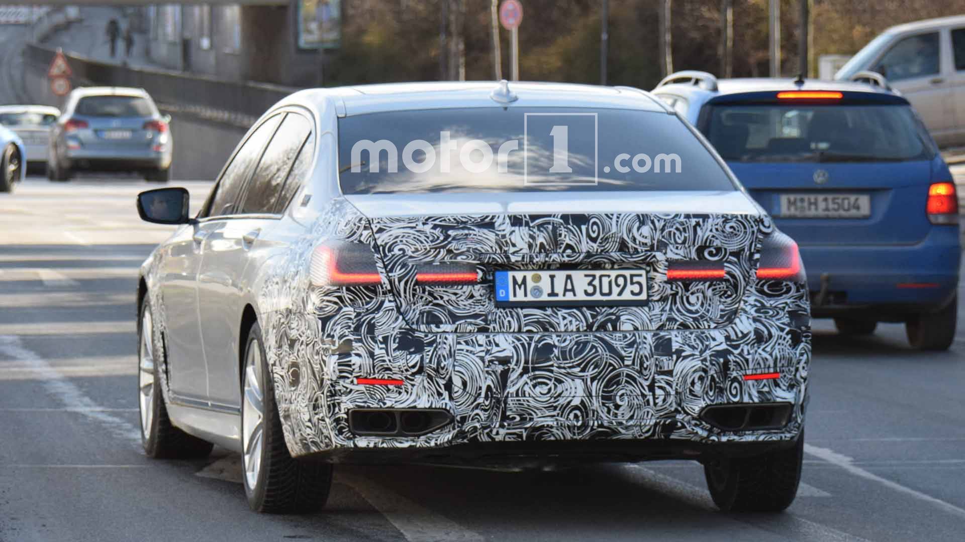 2019-bmw-7-series-refresh-spy-photos (3).jpg