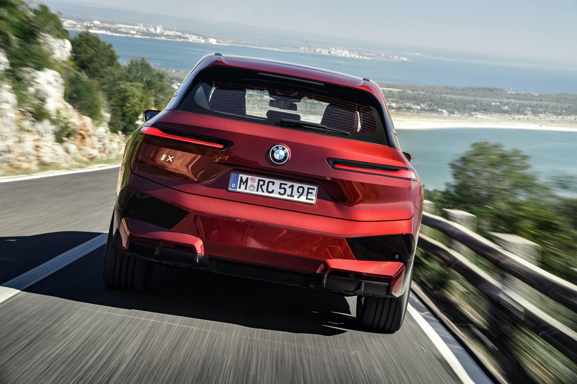 2022-bmw-ix-exterior-27.jpg