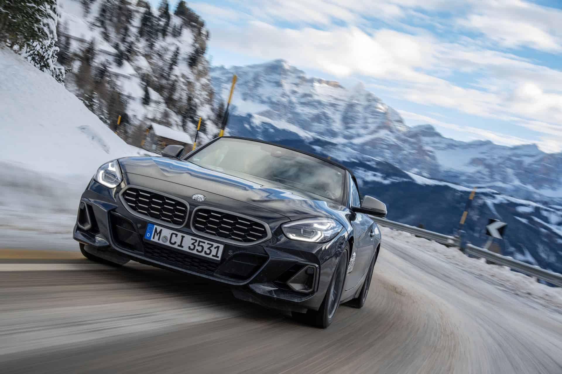 2025-bmw-z4-m40i-manual-six-speed-17.jpg