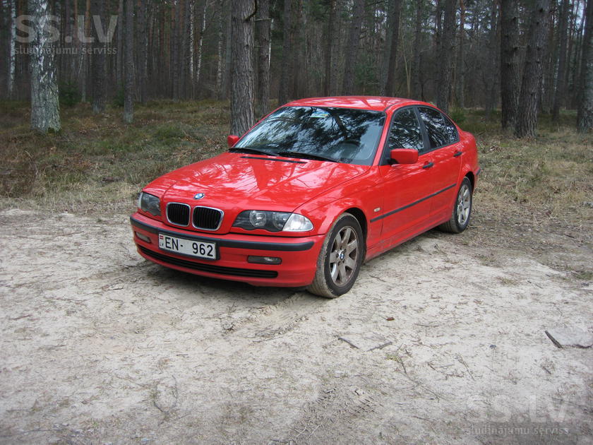 bmw-318-0-1.800.jpeg