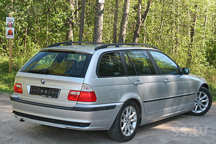 bmw-320-1901213.800.jpg