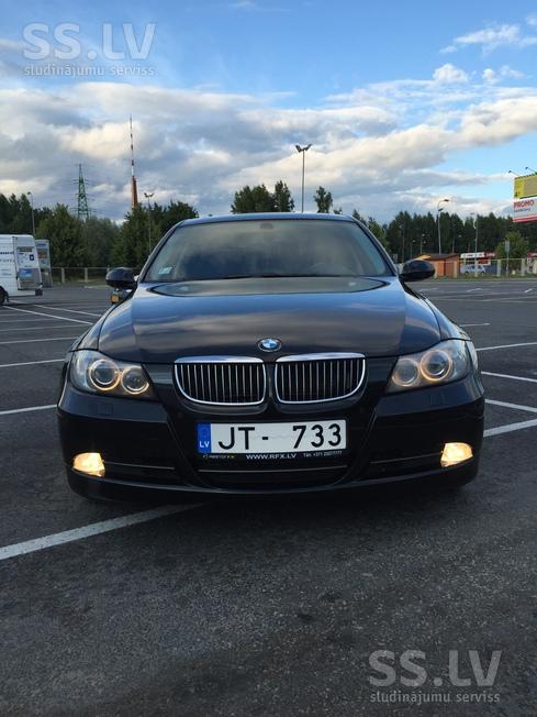 bmw-330-3257401.800.jpg
