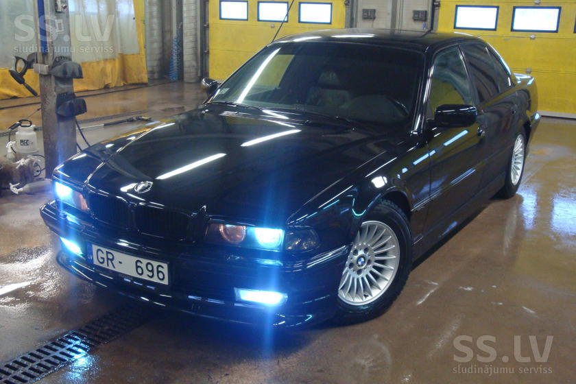 bmw-728-2_800.jpg