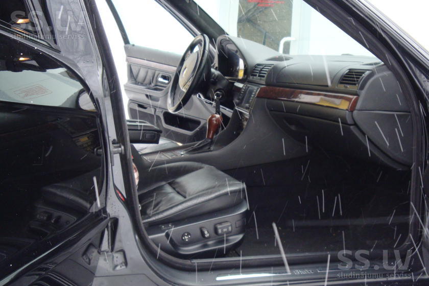 bmw-728-5_800.jpg