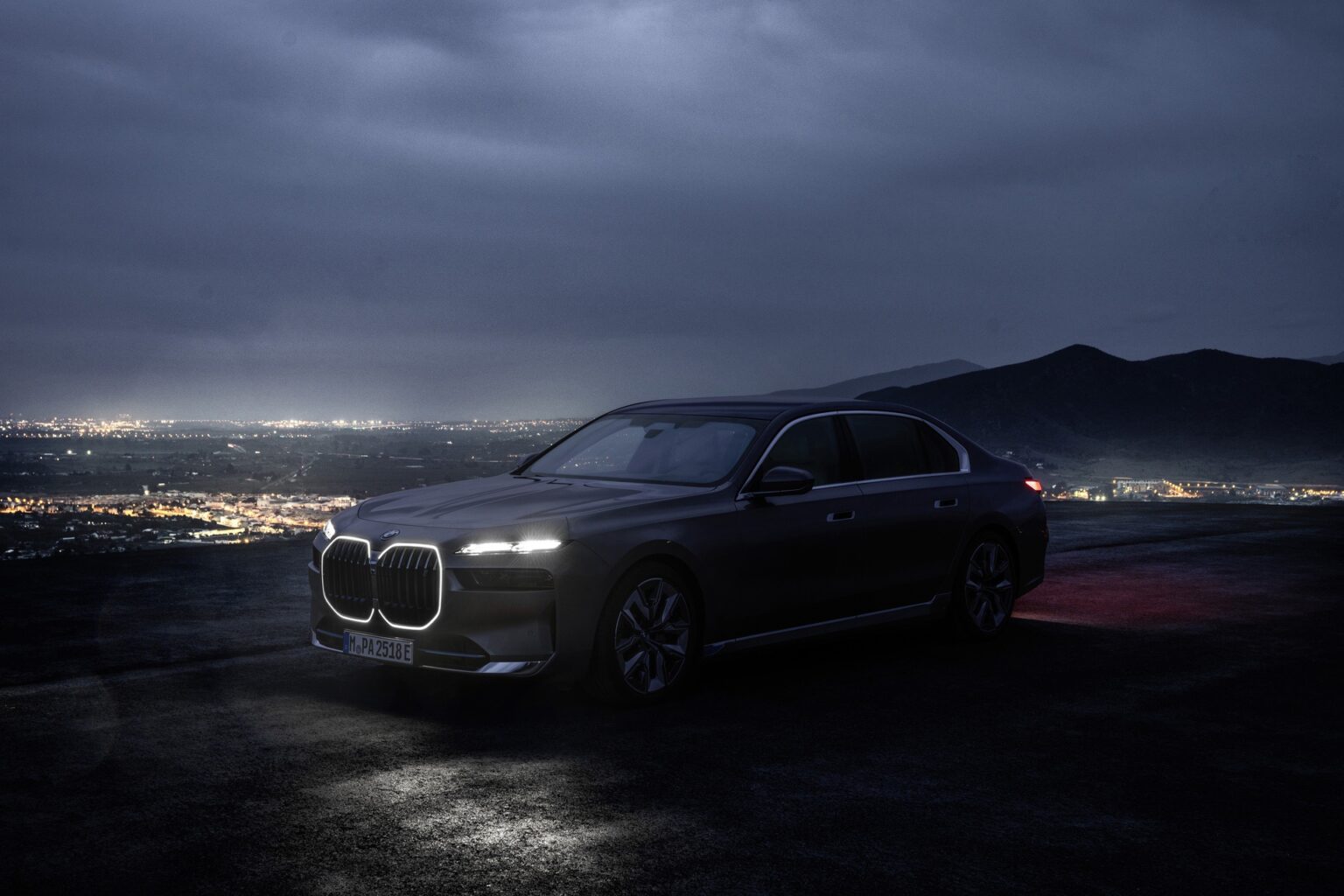 bmw-i7-xdrive60-06-1536x1024.jpeg