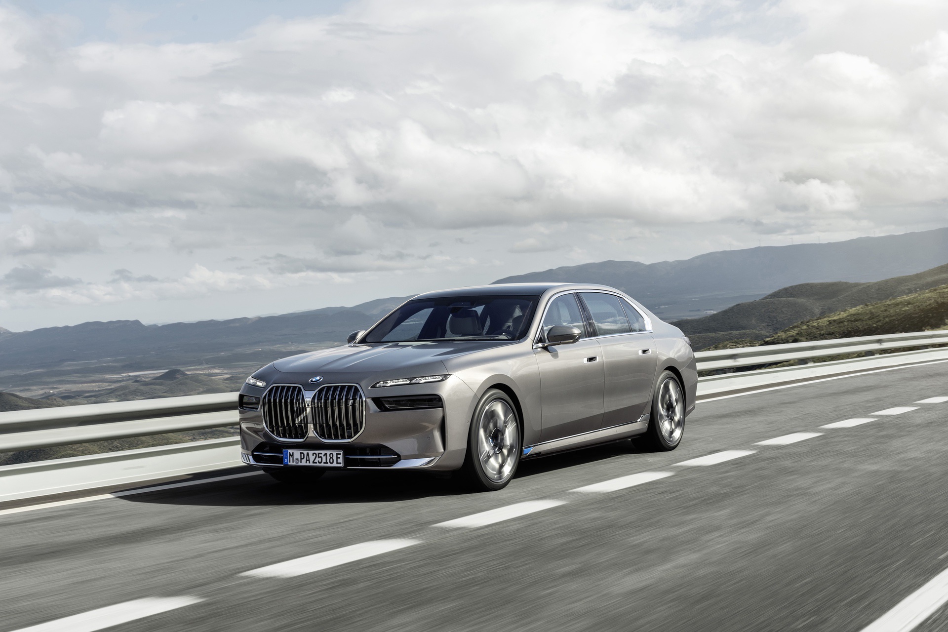 bmw-i7-xdrive60-26.jpeg