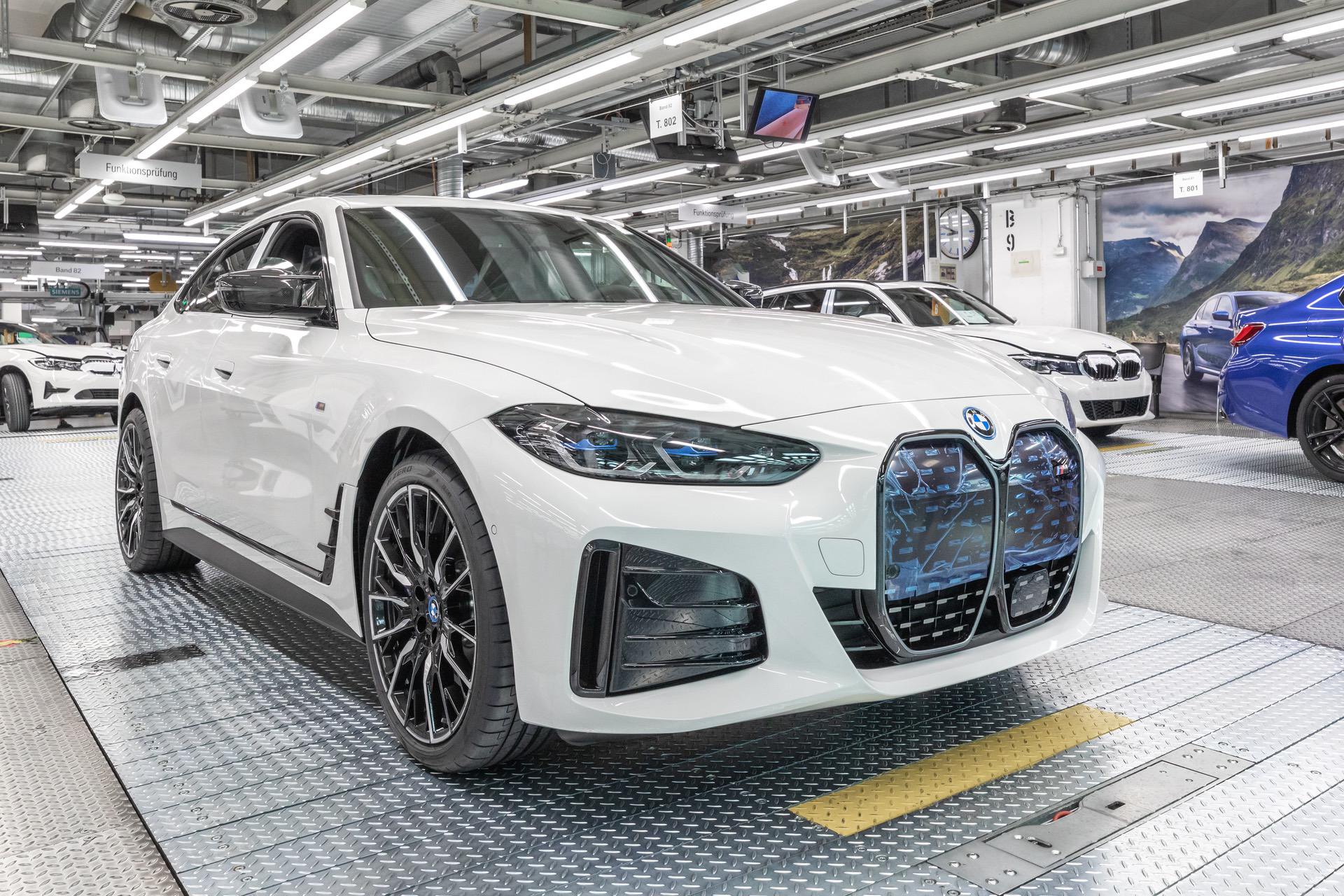 bmw_i4_production_plant_munich_09.jpg