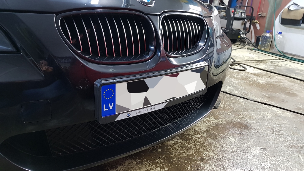 bmw_plate.jpg