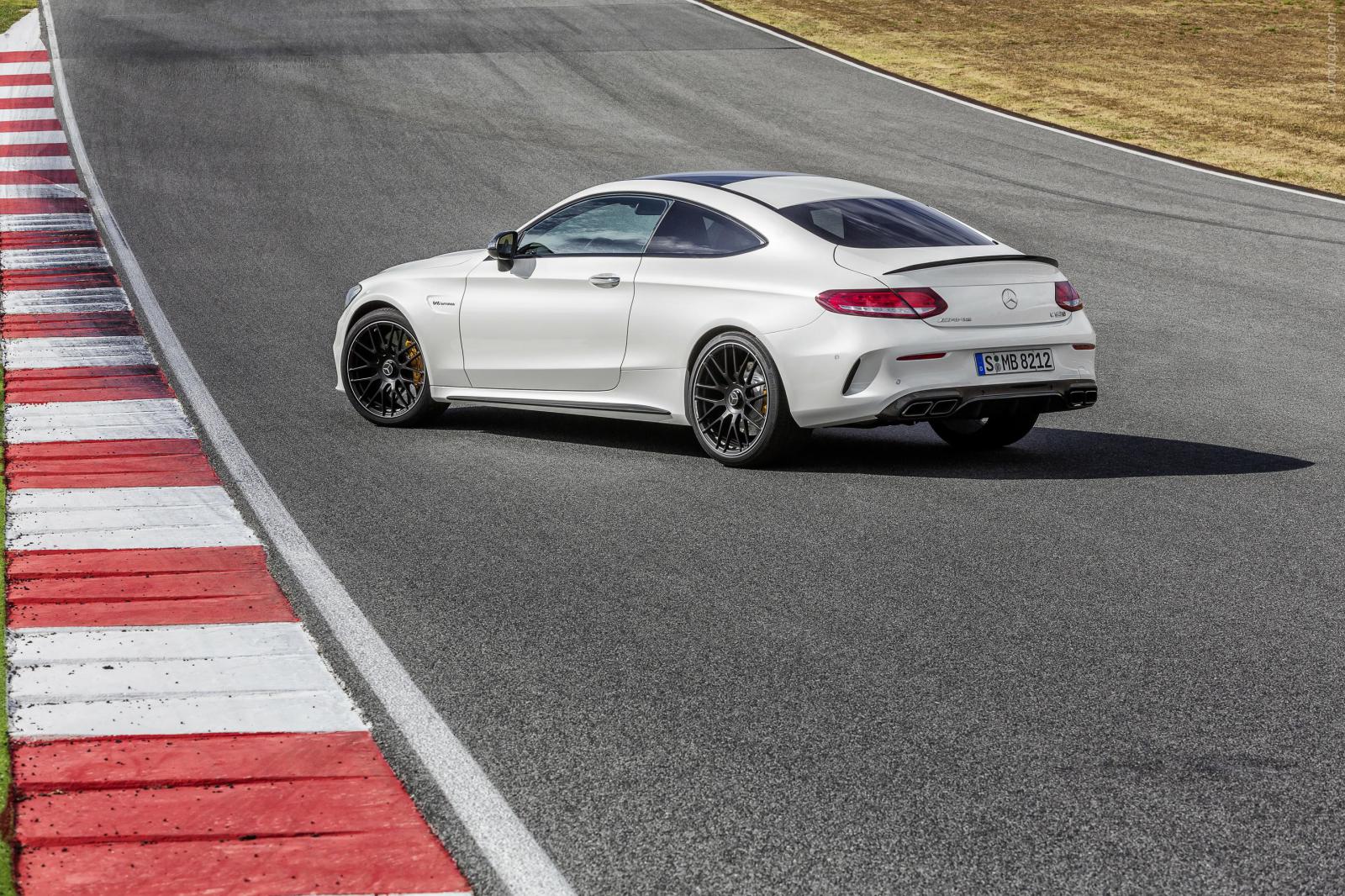 c63-amg-coupe-2016.jpg