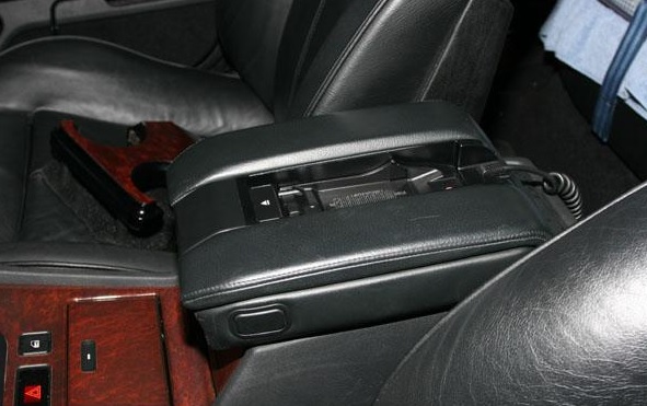 e38armrest.jpg