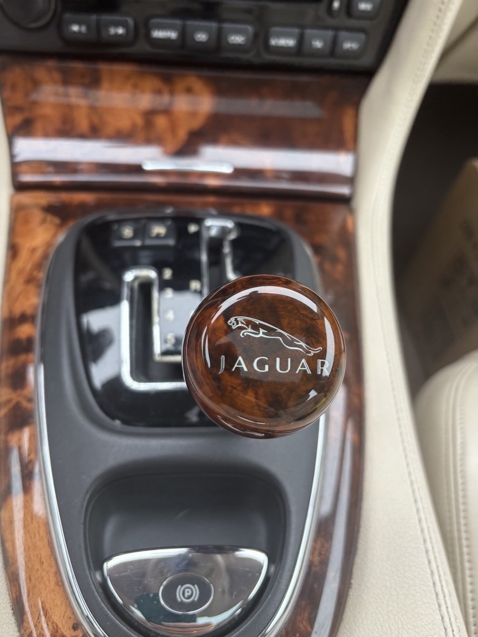 gear box.jpg