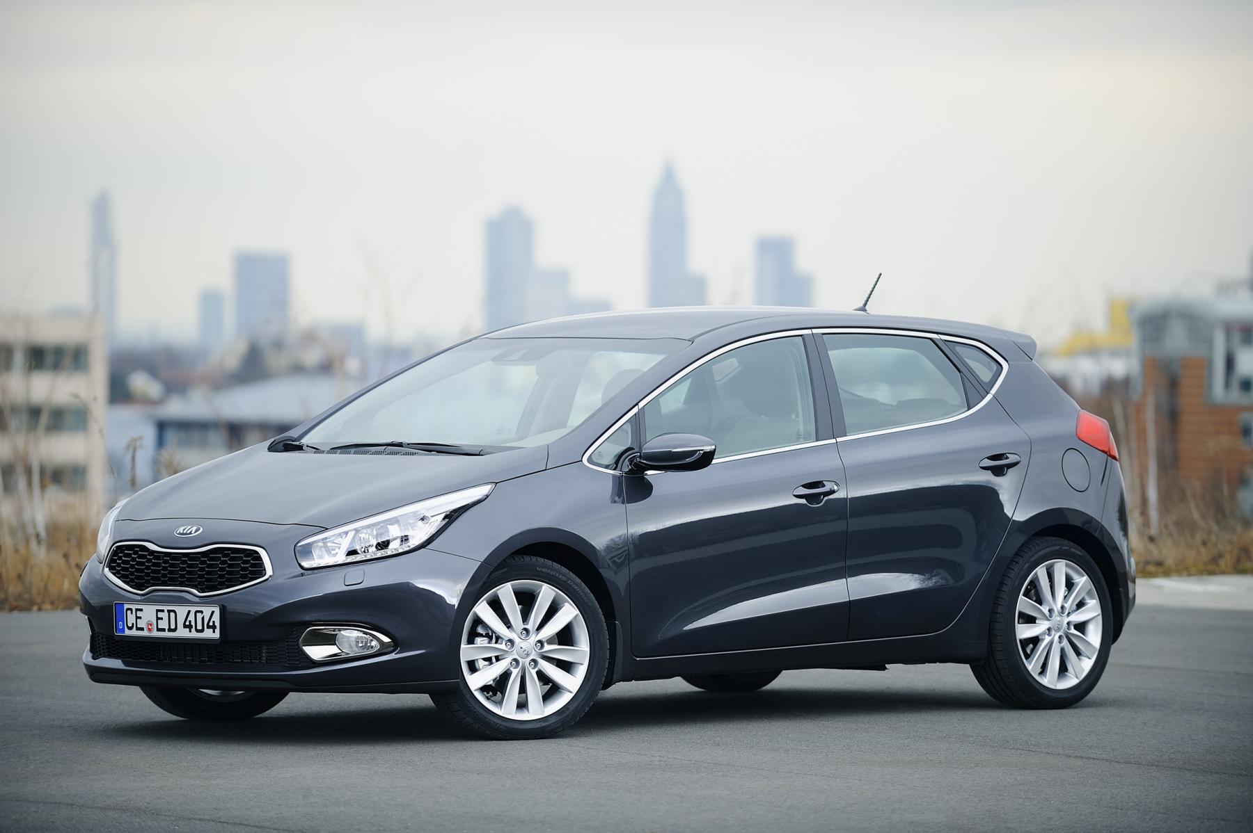 Kia_Ceed_2012_55.jpg