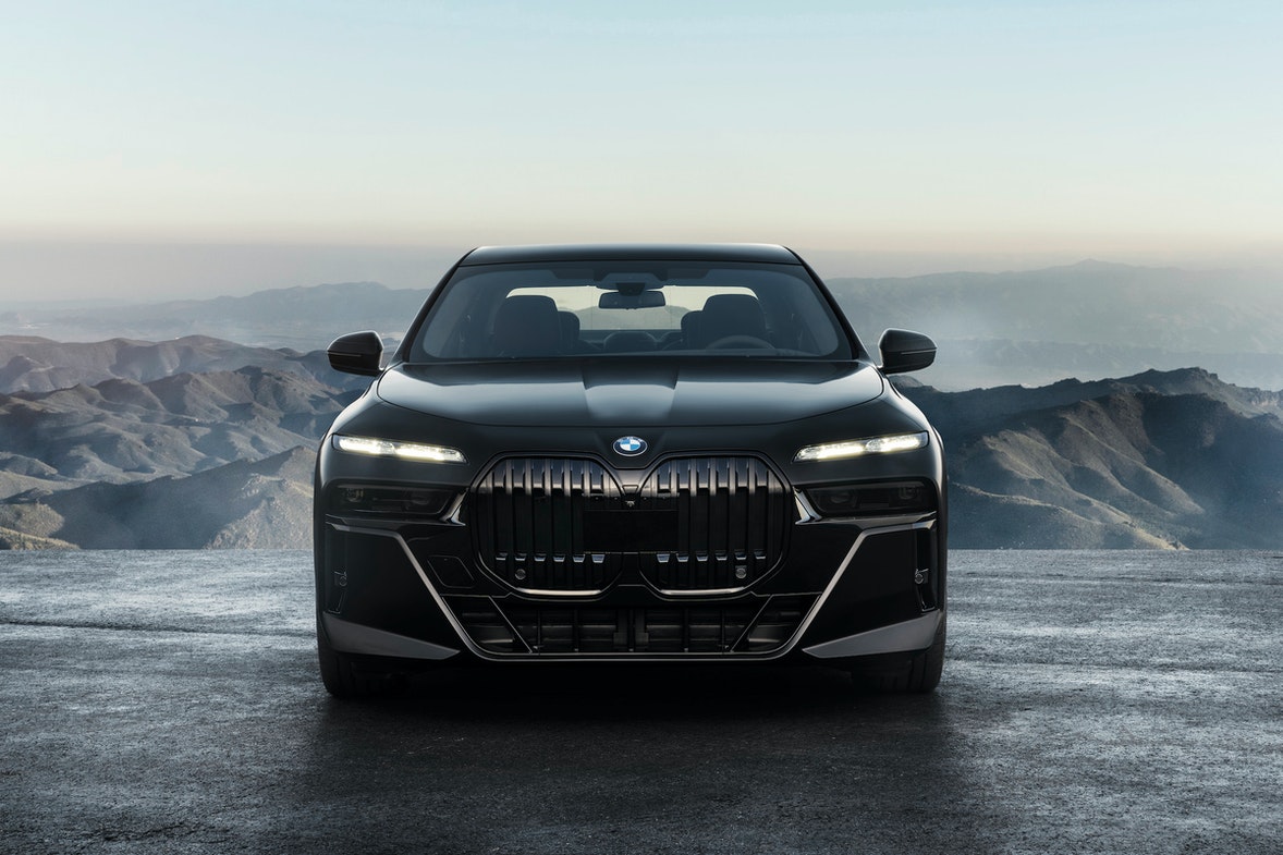 P90458259_highRes_der-neue-bmw-760i-xd.jpeg