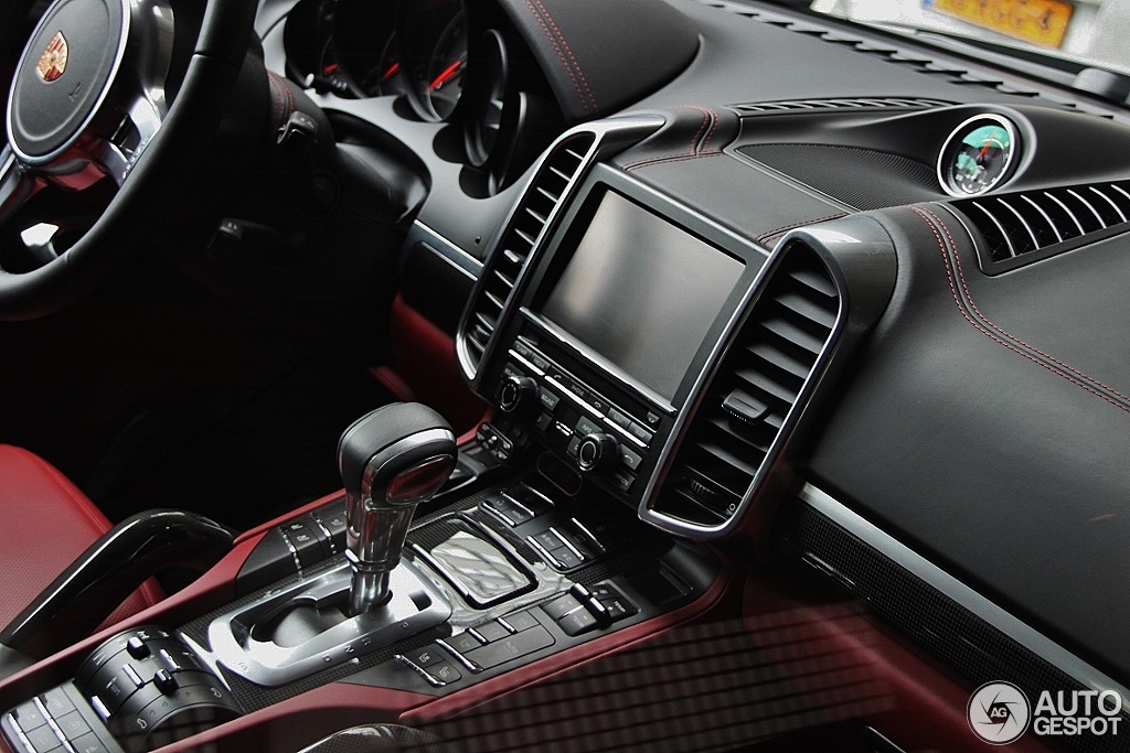 porsche-cayenne-turbo-s-2013-c723614062013224558_9.jpg