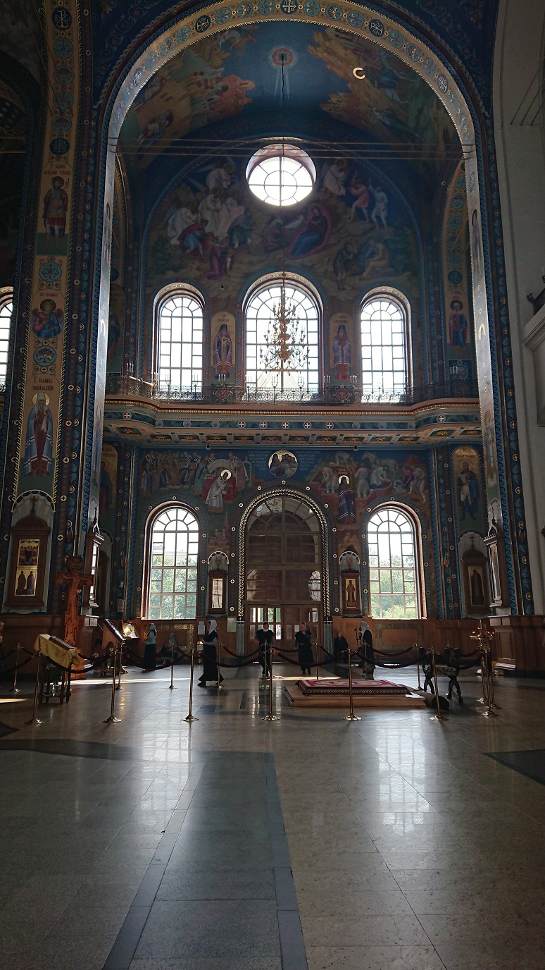 sobor inside 2.jpg