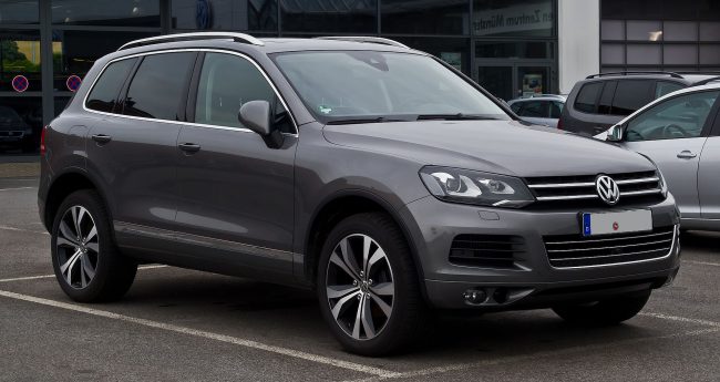 Volkswagen-Touareg-vtorogo-pokoleniya-650x345.jpg