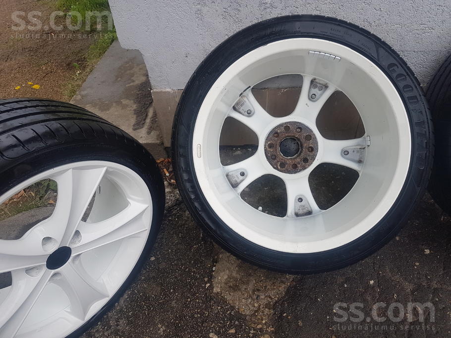 volvo-disks-18-21139064.800.jpg