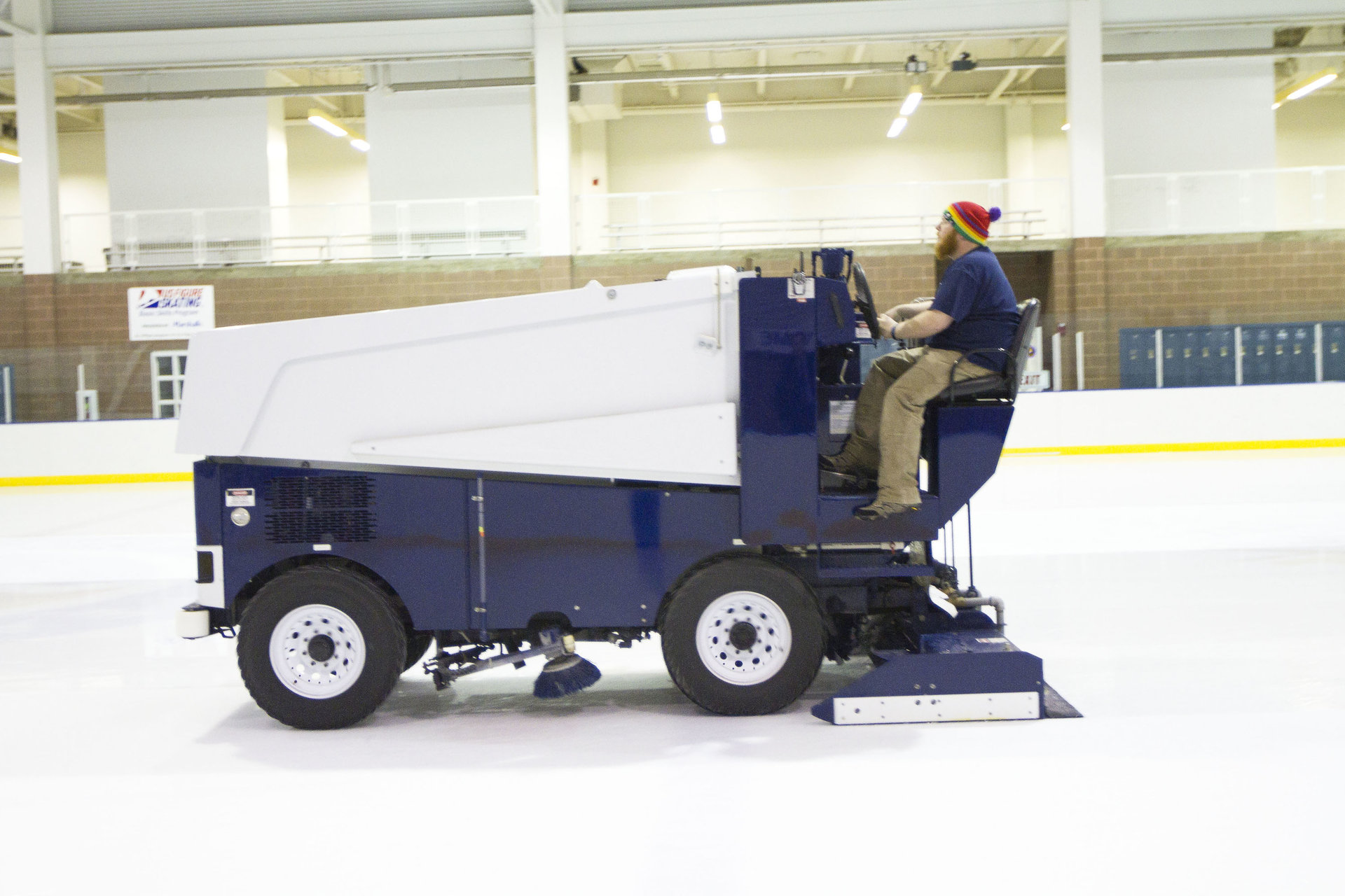 Zamboni_04.jpg